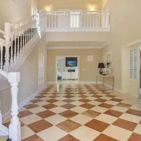 De Lujo Cerca De Puerto Banus 11, Y Gimnasio - Es-175-39 Villa *