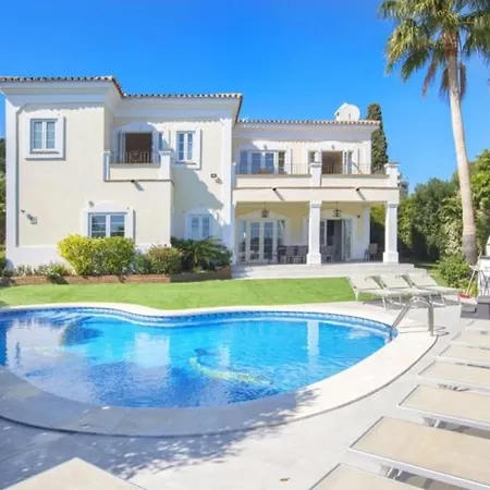 Villa De Lujo Cerca De Puerto Banus 11, Y Gimnasio - Es-175-39 Estepona